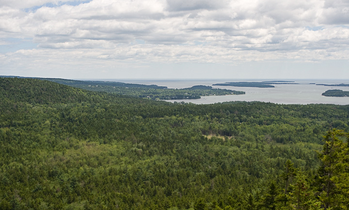 BeexhMoutainSouthwestHarbor_4318.jpg - A view of Somes Sound and the Cranberries from atop Beech Mountain