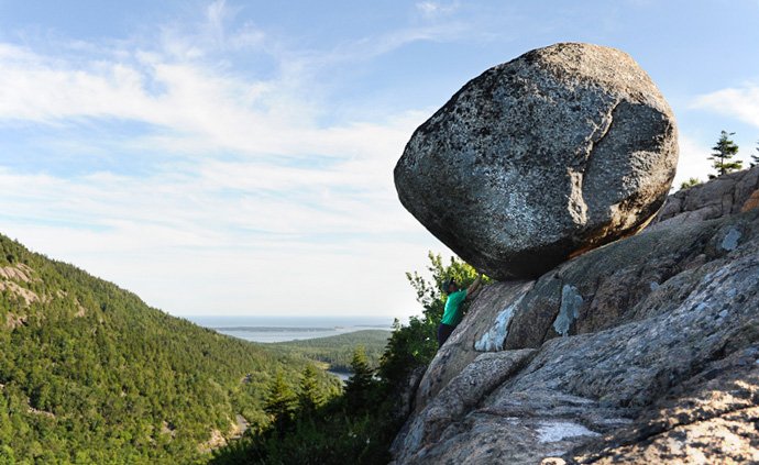 BubbleRockJamie_4465.jpg - Jamie making an adjustment to Bubble Rock to assure its stability