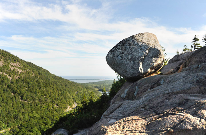 BubbleRock_4448.jpg - Bubble Rock, a  " glacial erratic " , was transported from many miles away and left at this precarious spot on South Bubble