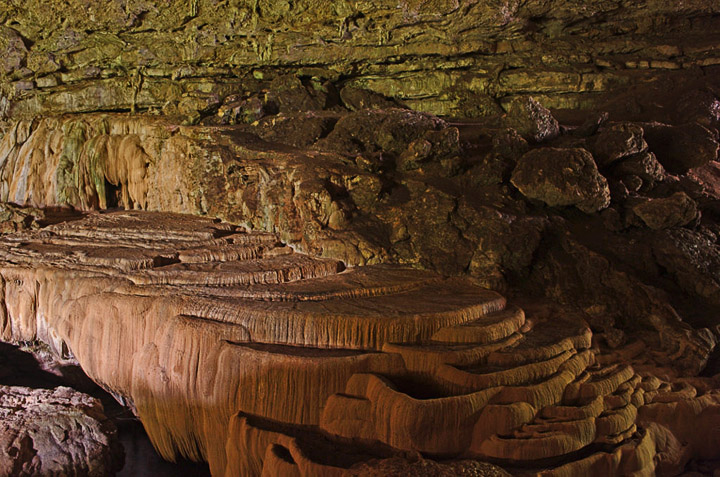 RioFrio_2136_lzn.jpg - Another view of the cave.