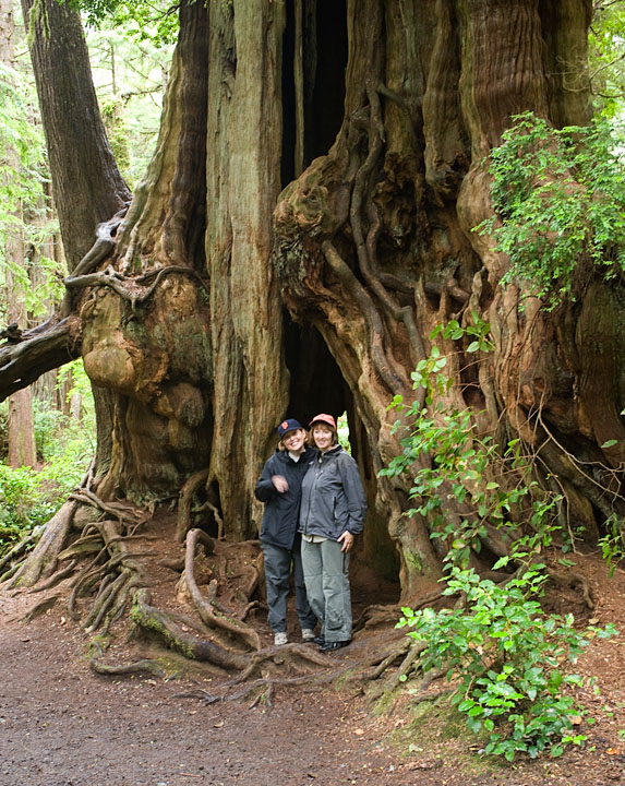 BigCedarTheRossettes_9741.jpg - Jan and Katie, better known as The Rossettes.  