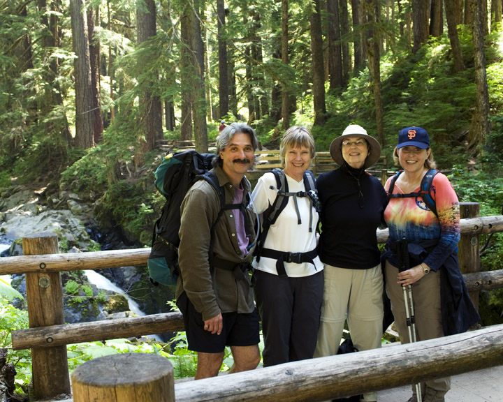 SolDucJamiePeggyMaryJan_0058.jpg - Jamie, Peggy, Mary and Jan  